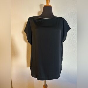 Super Cute VINCE Silk Top♥️